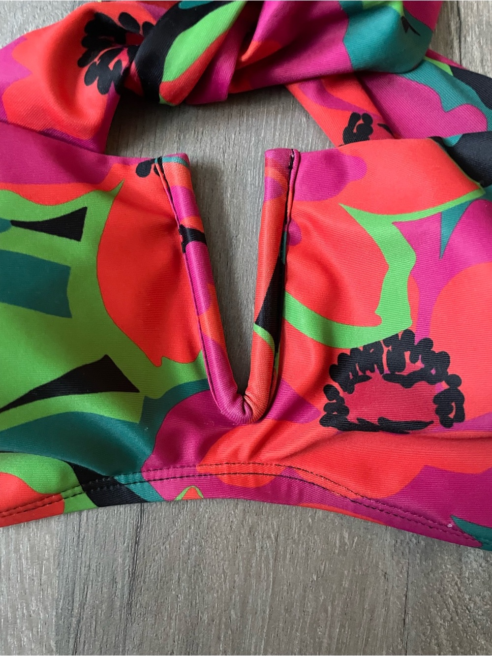 Sanctuary Women's Gardener V-Wire Bandeau Bikini Top - Size M - Picture 4 of 7